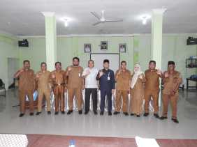 32 Tahun Mengabdi, Kadisdik Bengkalis Lepas Purnabakti Suwanto dengan Penuh Haru dan Penghargaan