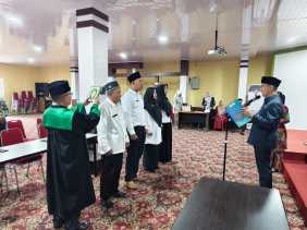 Kadisdik Bengkalis Lantik Empat Guru Pejabat Fungsional, Tekankan untuk Tingkatkan Profesionalisme 