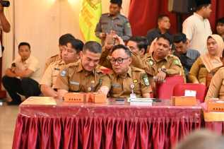 Kadisdik Bengkalis Dampingi Sekda Hadiri Musrembang Pemprov Riau