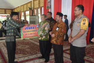 Retno Pamungkas Terpilih Jadi Kepsek Daerah Khusus Berdedikasi Tahun 2019