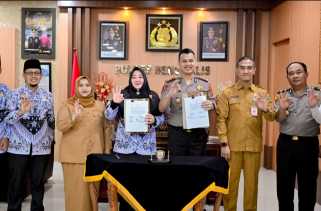 Disaksikan Bupati dan Kadisdik, PGRI–Polres Bengkalis Teken MoU Perlindungan Hukum Guru dan Tenaga Kependidikan