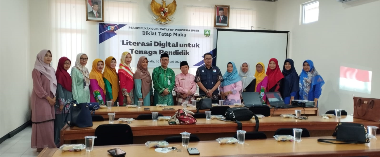 Kabid Pembinaan SD Buka Diklat Tatap Muka Literasi Digital untuk Tenaga Pendidik