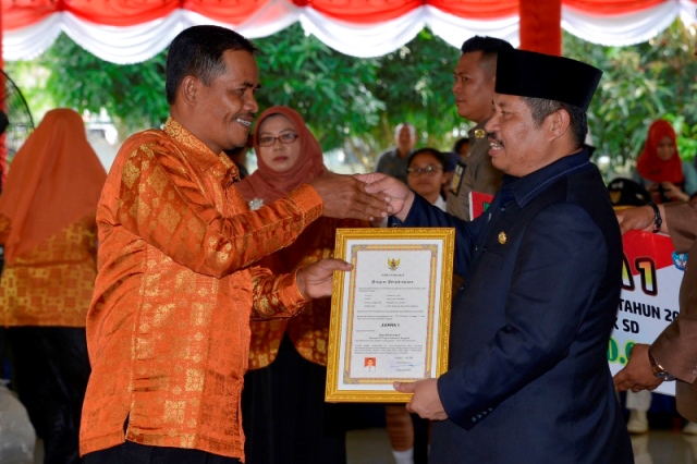 Rahmad, Guru SD Berprestasi Kabupaten Bengkalis 2017