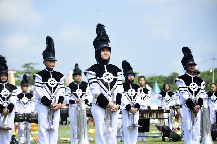 Marching Band Bahana Cendana Kartika Ramaikan Hardiknas 2018