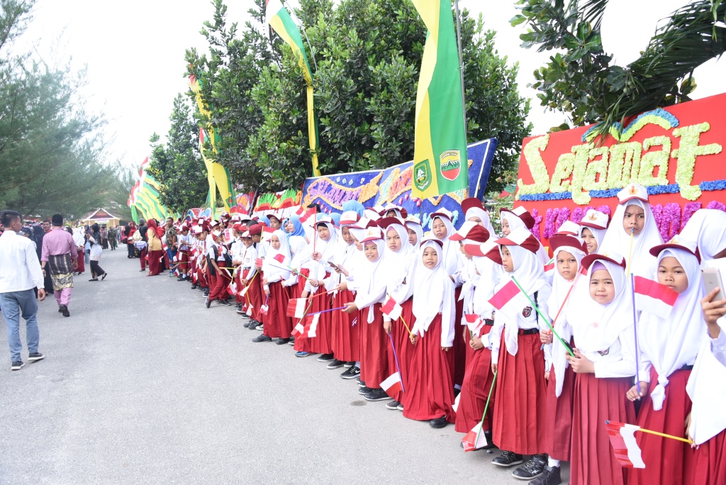 Bawa Merah Putih, Sekitar 5.000 Pelajar Sambutan Hangat Kedatangan Kasad