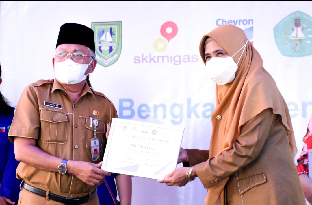 Bupati Bengkalis Launching Forum Bank Sampah Kabupaten Bengkalis 