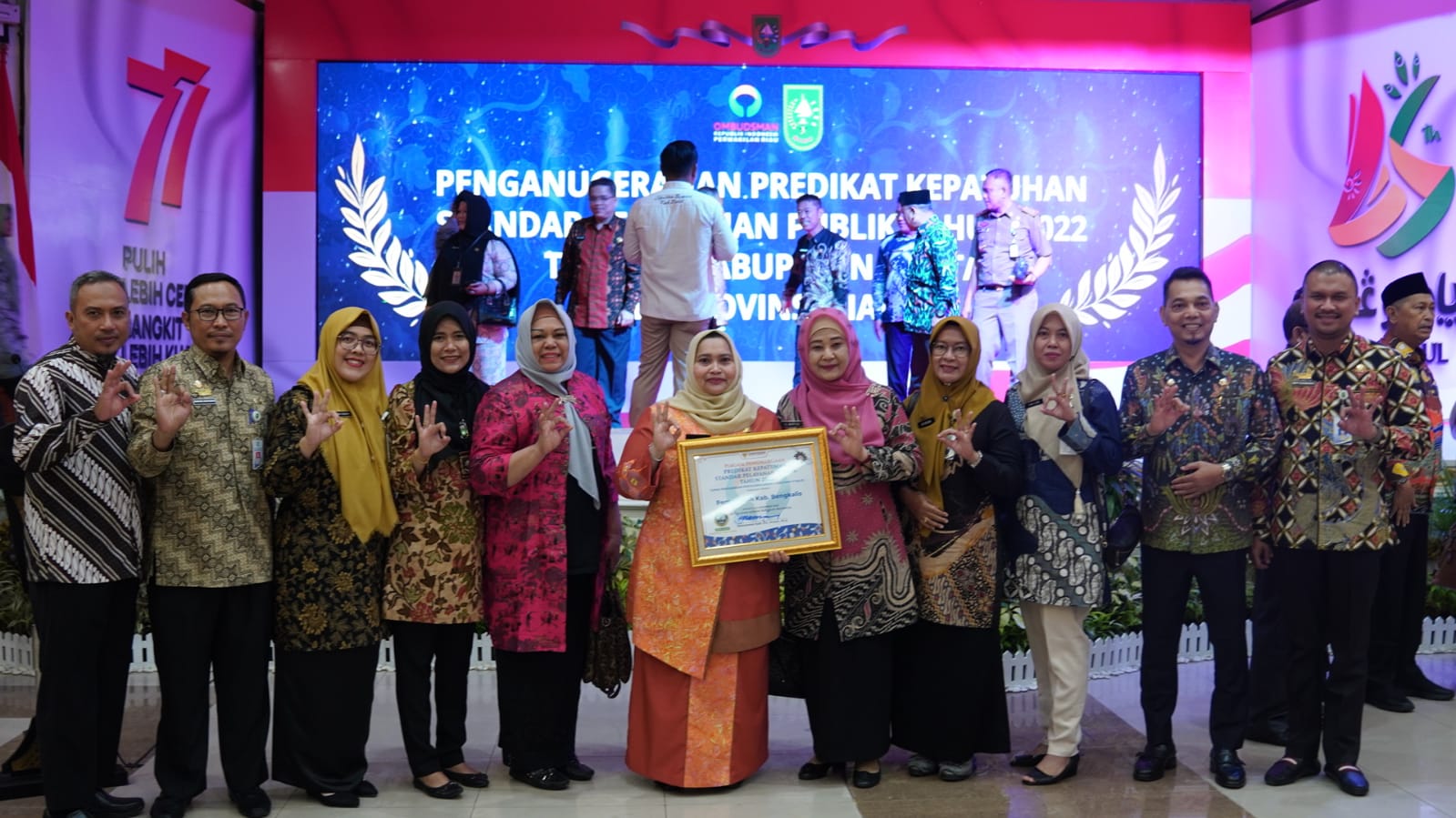 Pemkab Bengkalis Menerima Penganugrahan Predikat Kepatuhan Pelayanan Publik Tahun 2022 Se Provinsi Riau