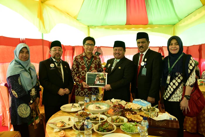 Usai Hardiknas, Bupati Terima Tamu Tanoto Foundation