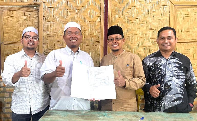 Membuka Masa Depan Generasi Muda Kader Ulama Bengkalis: Penandatanganan MoU Kerjasama Pondok Pesantren Tahfizh Ikramul Quran dan Duta Azhar Riau